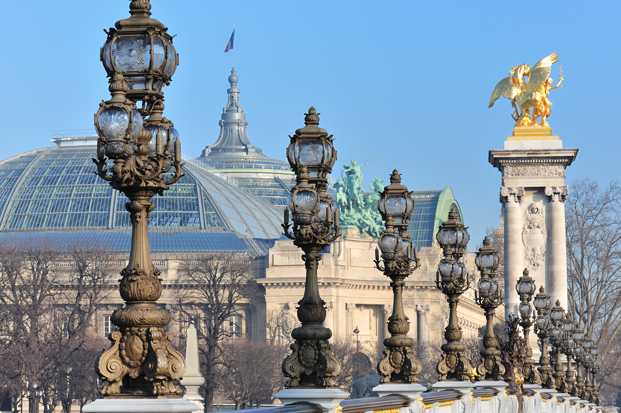 Большой дворец (Grand Palais) и Малый дворец (Petit Palais)