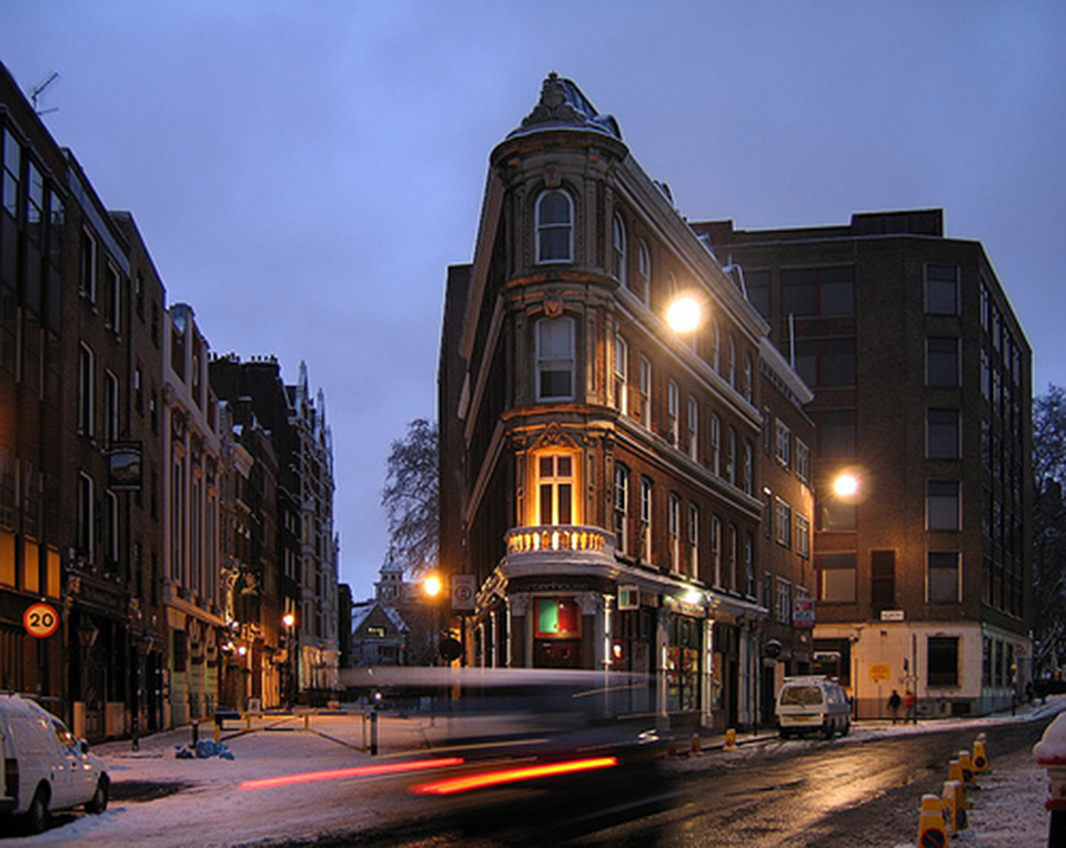 The Charterhouse Bar in London
