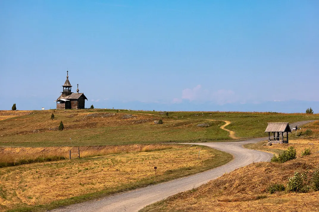 Кижи летним солнечным днем, карелия