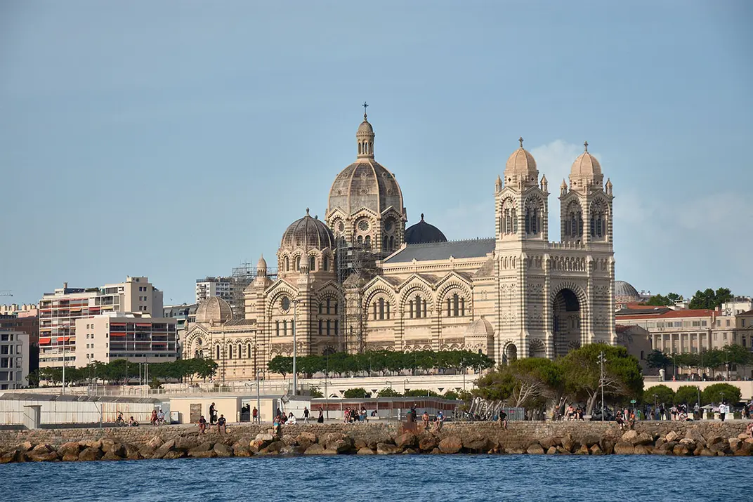 Парфюм, «космические» бухты и живопись. Что посмотреть в Ницце и окрестностях