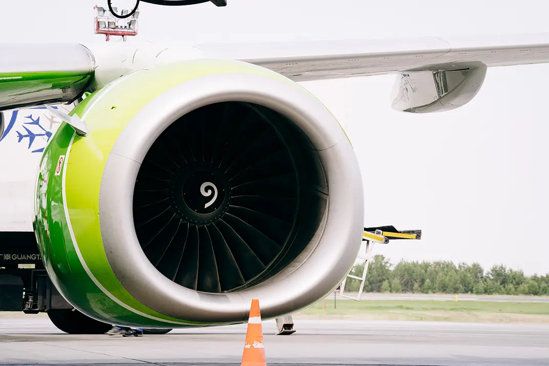 Двигатель Boeing 737-800 авиакомпании S7 Airlines
