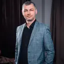 user-avatar