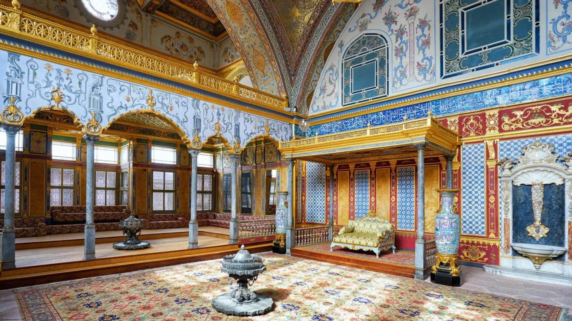 На стыке континентов