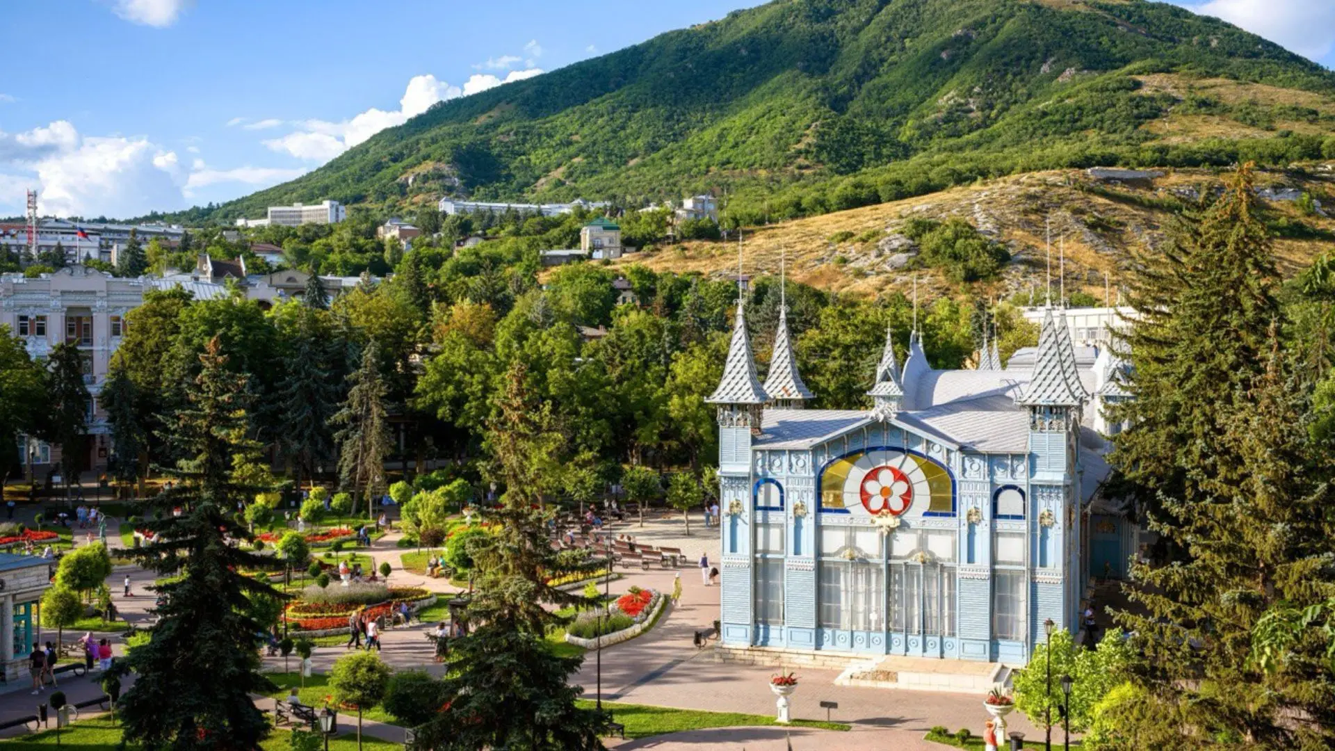 К себе, на Кавказ