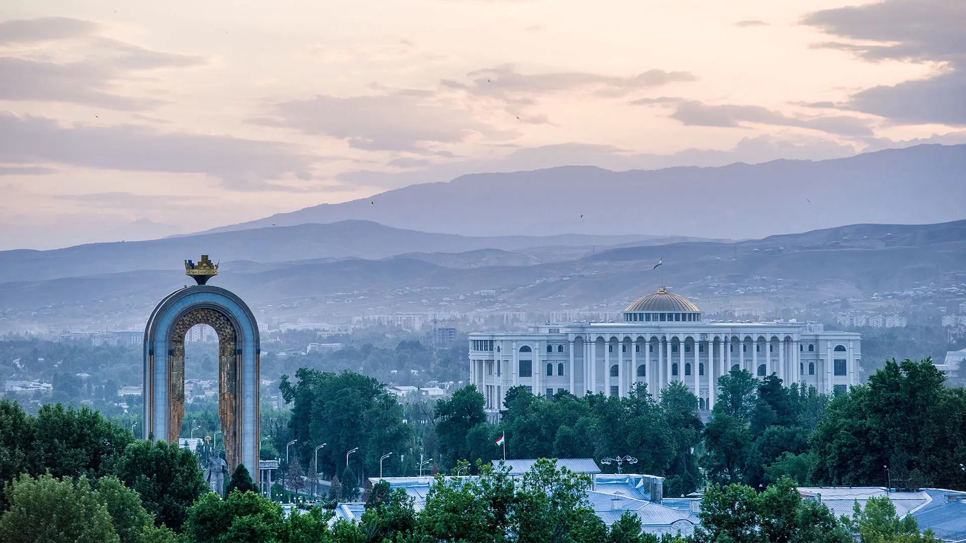 Начнем с понедельника*