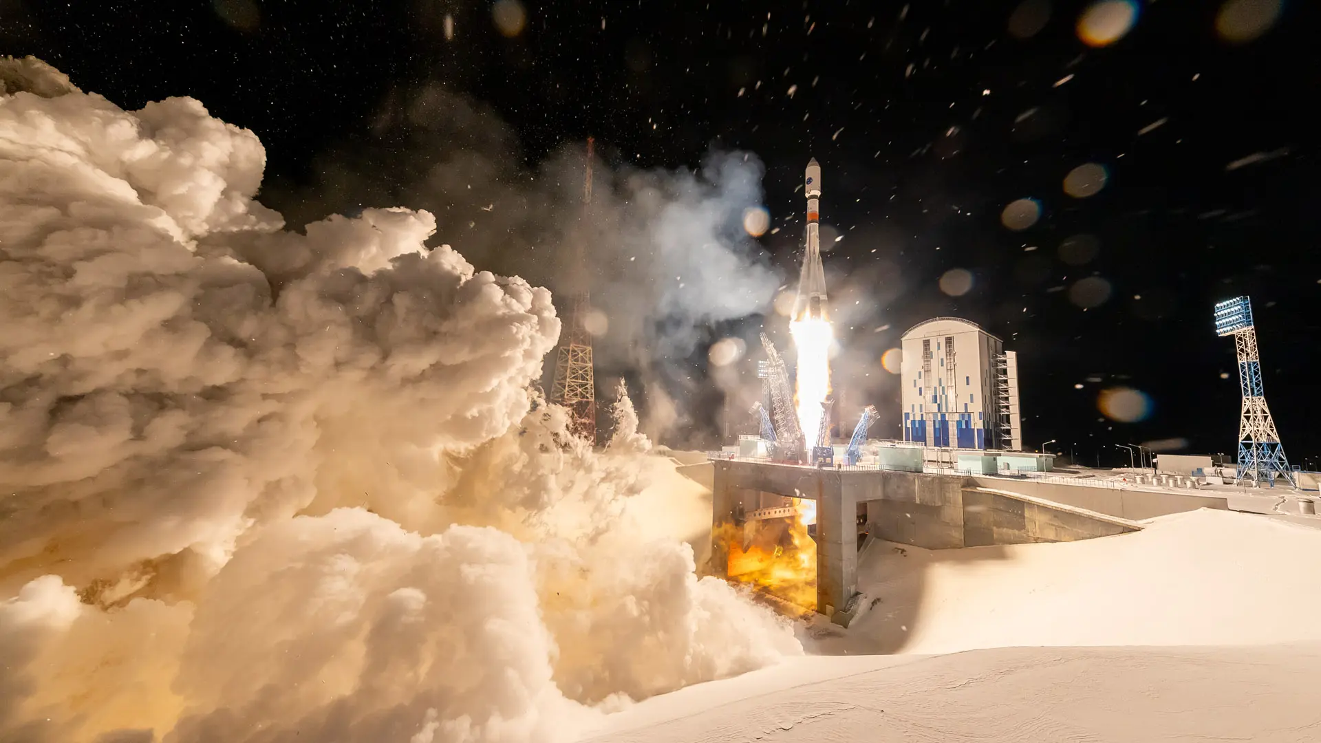 Космос ближе