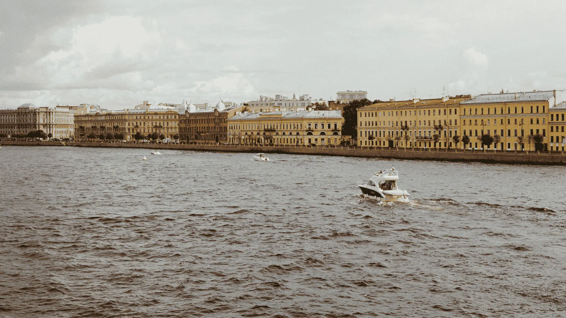 Ветер с Невы