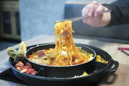 Сеул на кончике языка. 15 блюд для знакомства с Южной Кореей