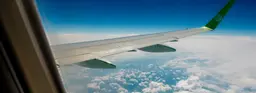 Как устроен иллюминатор самолета и почему он округлой формы