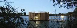 10 необычных домов на воде со всего мира