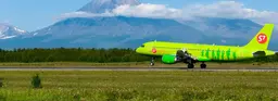 На связи пилот-инструктор Денис Окань